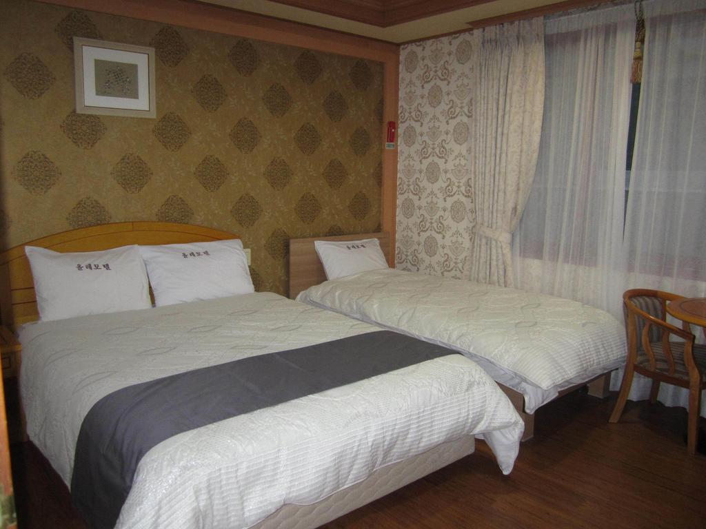 Jeju Olleh Hotel Zimmer foto