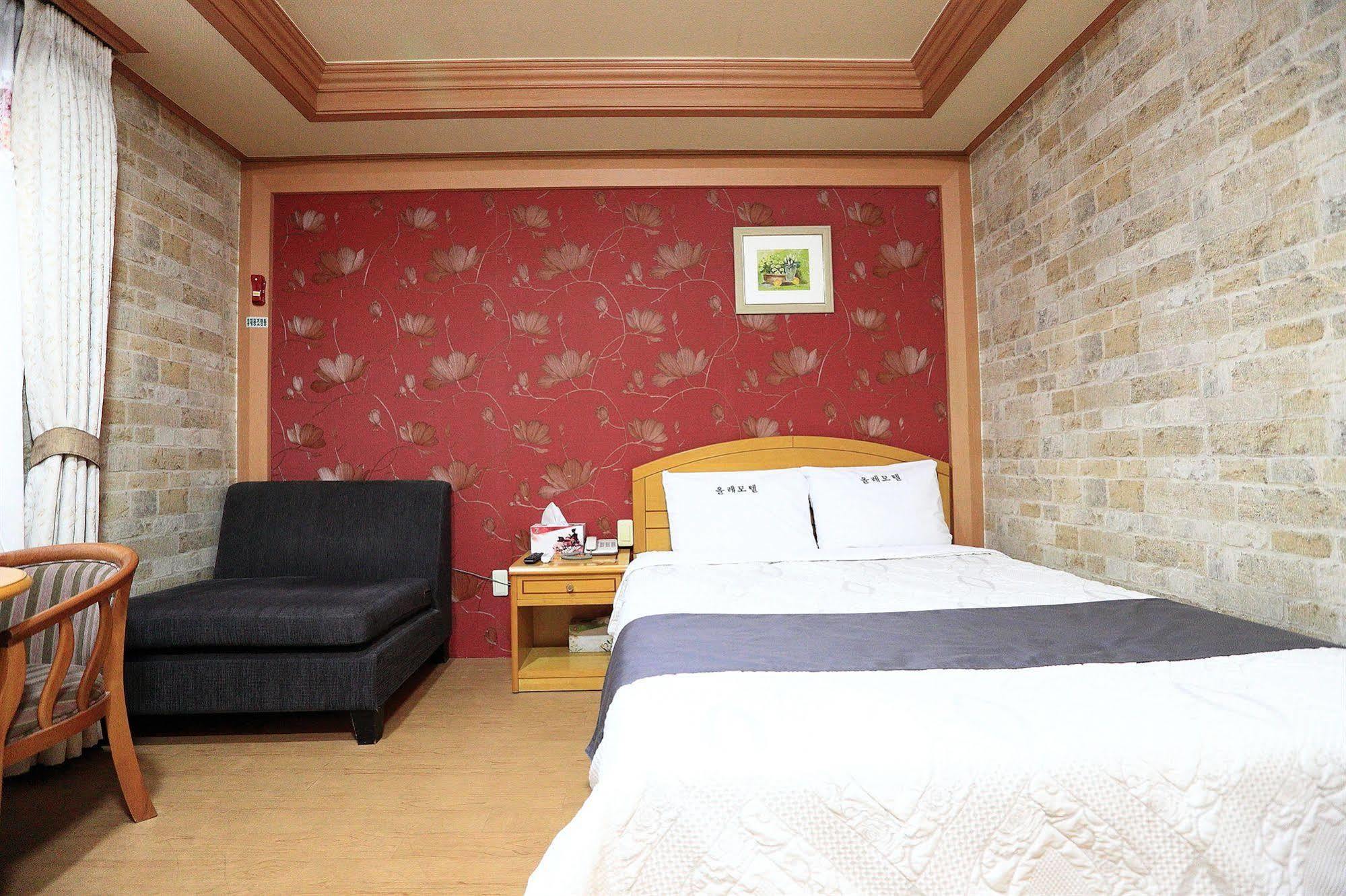 Jeju Olleh Hotel Exterior foto